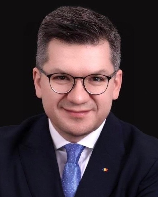 Dr. Mihail Neamtu